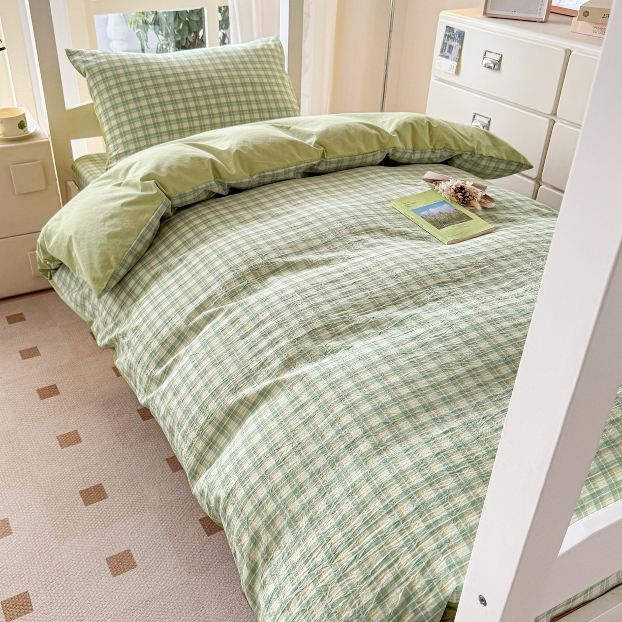 91家纺网 家纺一手货源 找家纺 盛秋家纺 2025新款水洗棉格子学生小三套套件 抹茶+果绿