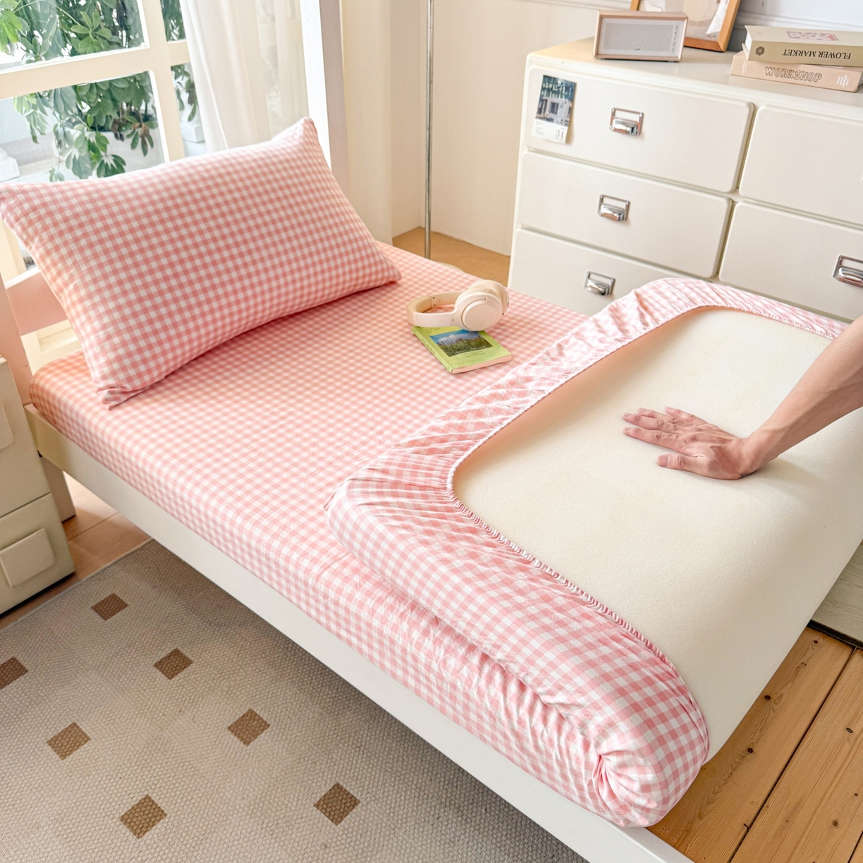 91家纺网 家纺一手货源 找家纺 盛秋家纺 2025新款水洗棉格子学生小三套套件 粉小格+奶油粉