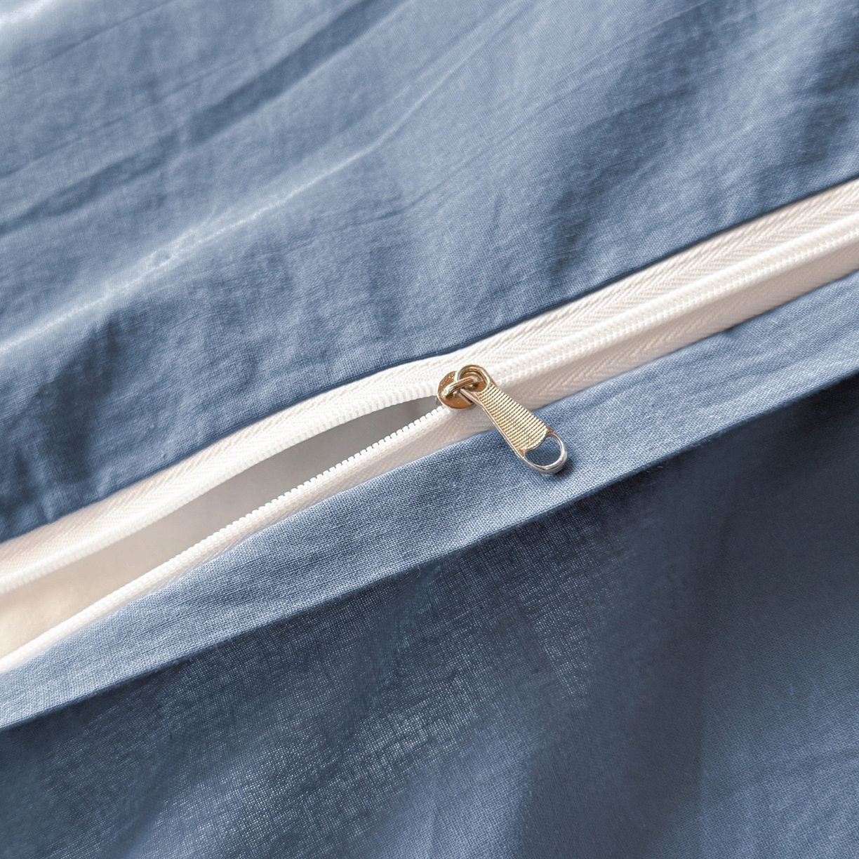 91家纺网 家纺一手货源 找家纺 盛秋家纺 2025新款水洗棉格子学生小三套套件 蓝小格+蓝灰