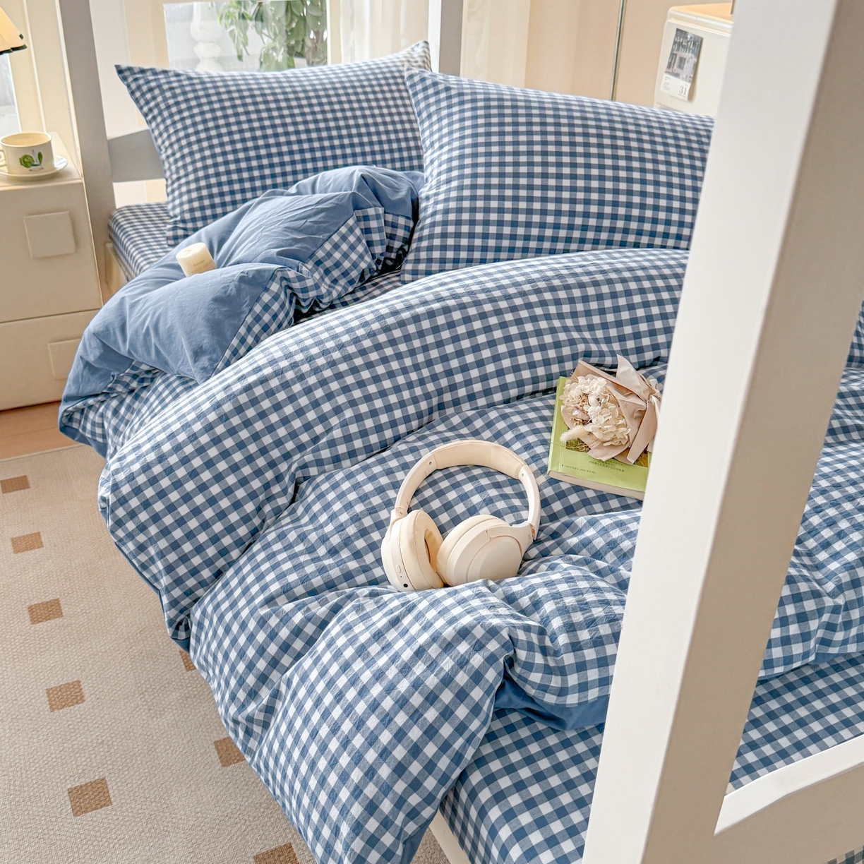 91家纺网 家纺一手货源 找家纺 盛秋家纺 2025新款水洗棉格子学生小三套套件 蓝小格+蓝灰