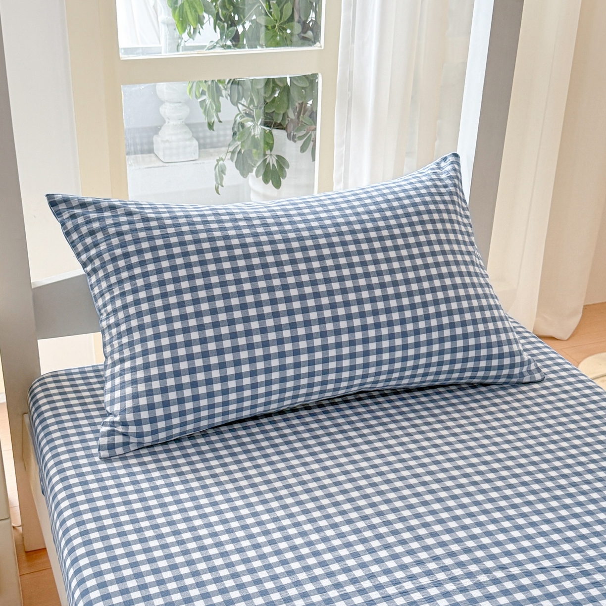 91家纺网 家纺一手货源 找家纺 盛秋家纺 2025新款水洗棉格子学生小三套套件 蓝小格+蓝灰