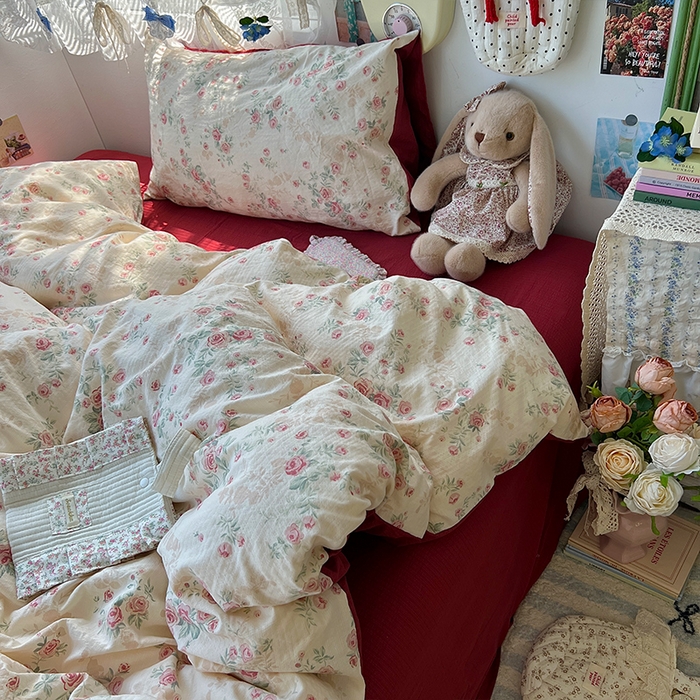 91家纺网 家纺一手货源 找家纺 原素 2025学生季仙女小花卉水洗棉四件套 复古玫瑰