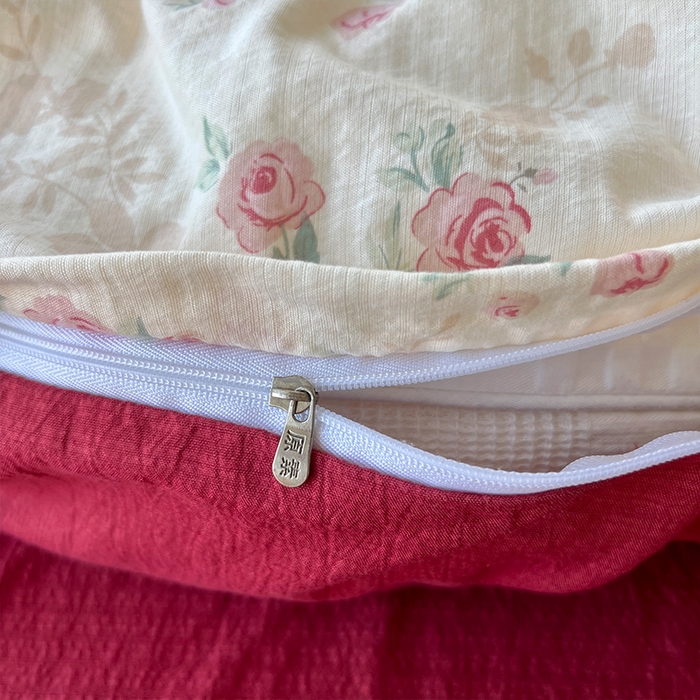 91家纺网 家纺一手货源 找家纺 原素 2025学生季仙女小花卉水洗棉四件套 复古玫瑰