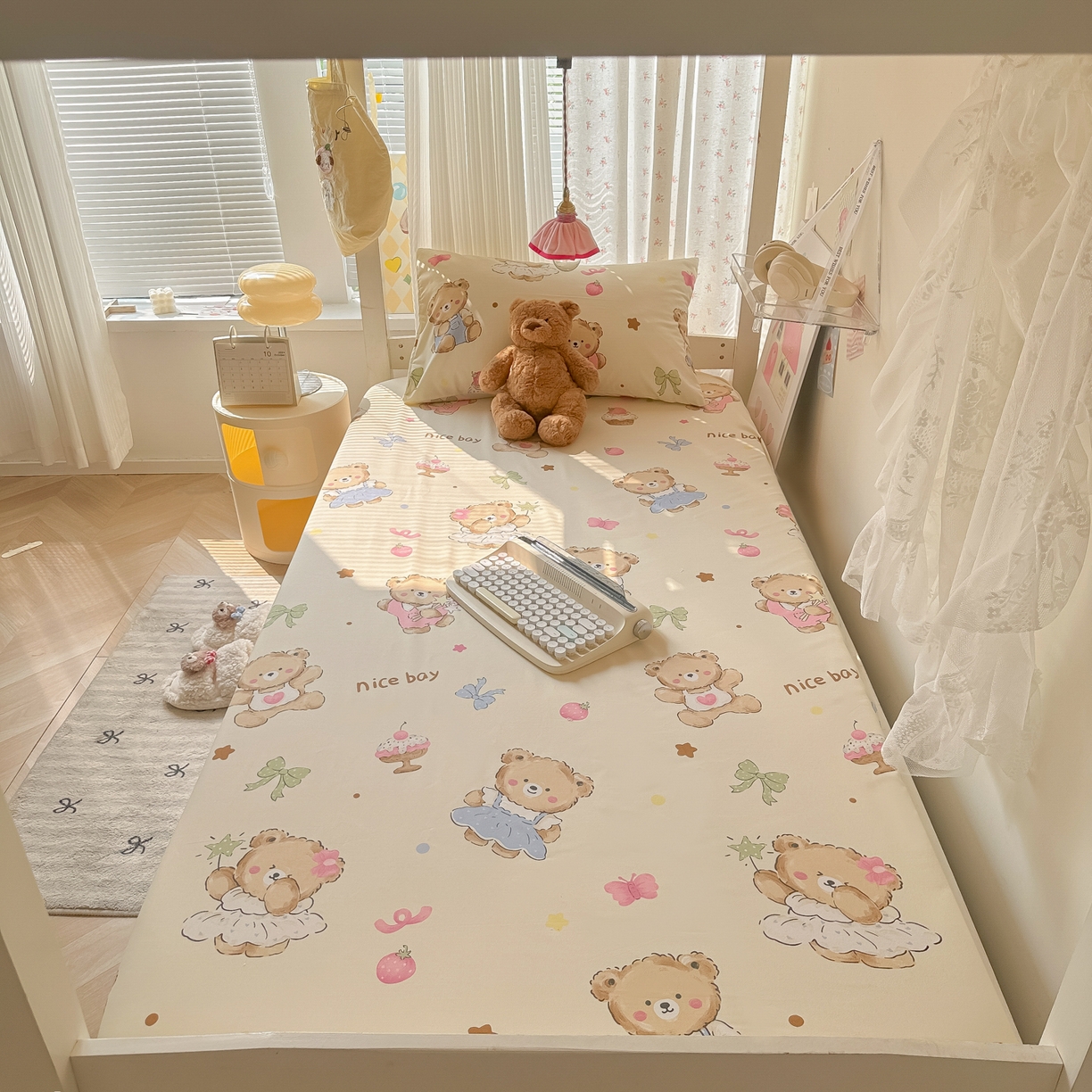 91家纺网 家纺一手货源 找家纺 韩巢家纺 2025新款上下铺学生宿舍专用床笠单件寝室高低床热销款防滑床单床套 草莓奶熊