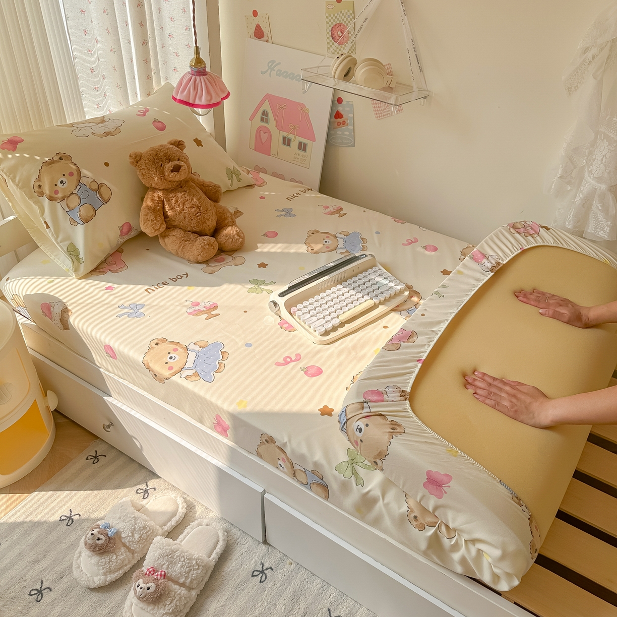 91家纺网 家纺一手货源 找家纺 韩巢家纺 2025新款上下铺学生宿舍专用床笠单件寝室高低床热销款防滑床单床套 草莓奶熊