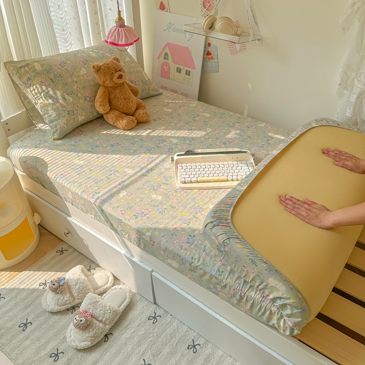 91家纺网 家纺一手货源 找家纺 韩巢家纺 2025新款上下铺学生宿舍专用床笠单件寝室高低床热销款防滑床单床套 丝带飞飞兔