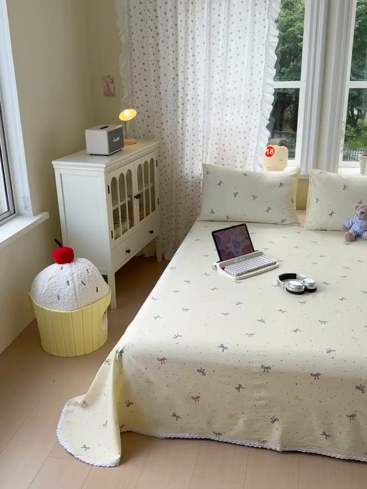 91家纺网 家纺一手货源 找家纺 沐芷 2025 A类双层纱花边床单单件 单人双人床单三件套 蜡笔画