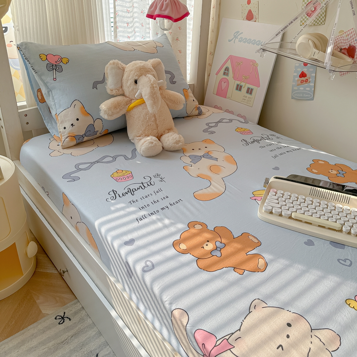 91家纺网 家纺一手货源 找家纺 韩巢家纺 2025新款上下铺学生宿舍专用床笠单件寝室高低床热销款防滑床单床套 小猫逃离记