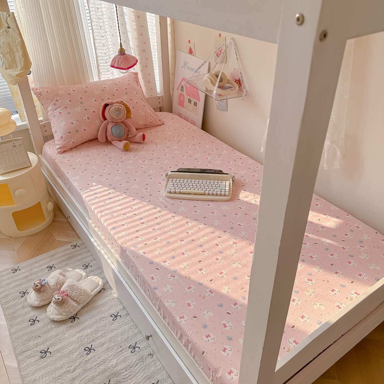 91家纺网 家纺一手货源 找家纺 韩巢家纺 2025新款上下铺学生宿舍专用床笠单件寝室高低床热销款防滑床单床套 小小蛋糕猫