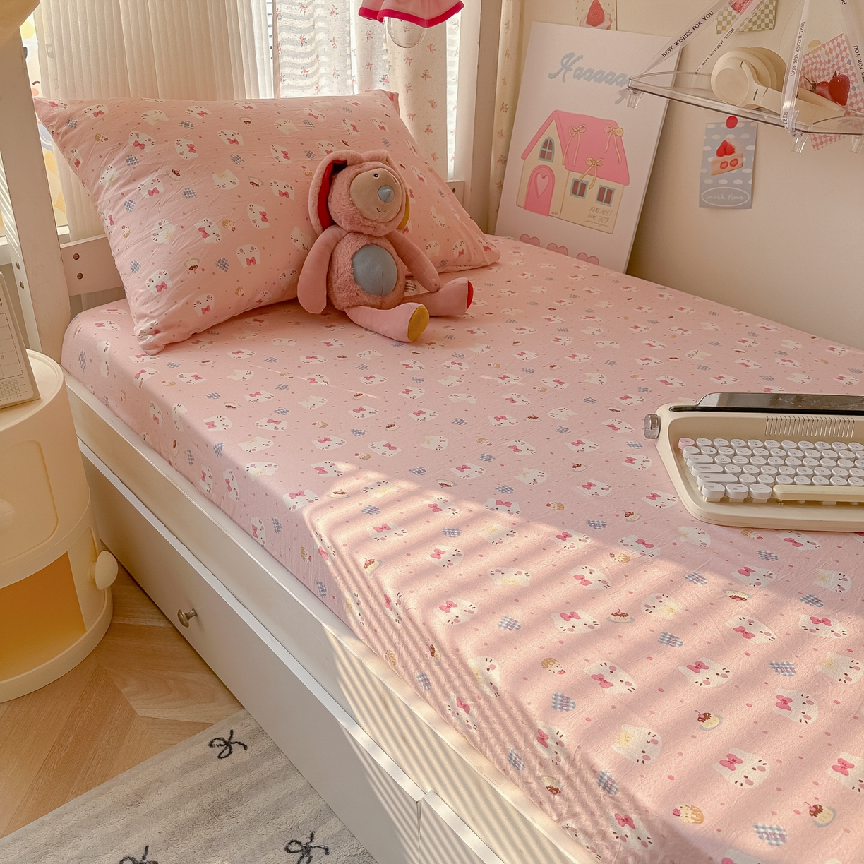 91家纺网 家纺一手货源 找家纺 韩巢家纺 2025新款上下铺学生宿舍专用床笠单件寝室高低床热销款防滑床单床套 小小蛋糕猫