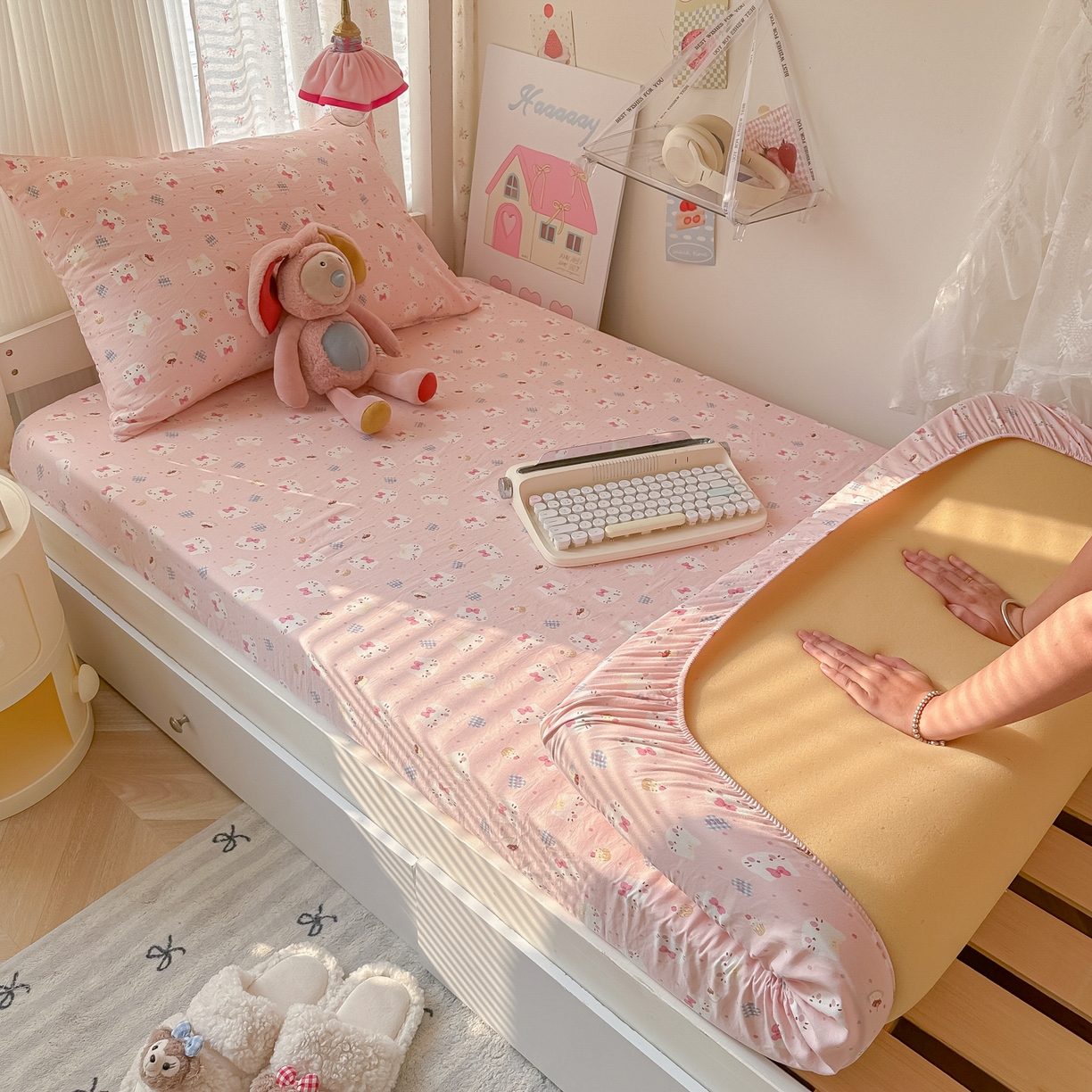 91家纺网 家纺一手货源 找家纺 韩巢家纺 2025新款上下铺学生宿舍专用床笠单件寝室高低床热销款防滑床单床套 小小蛋糕猫