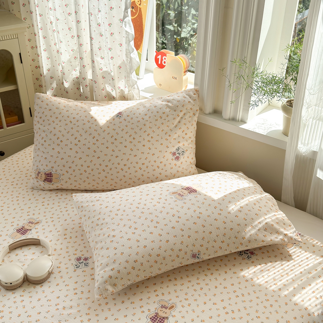 91家纺网 家纺一手货源 找家纺 沐芷 2025 A类双层纱花边床单单件 单人双人床单三件套 春日小熊