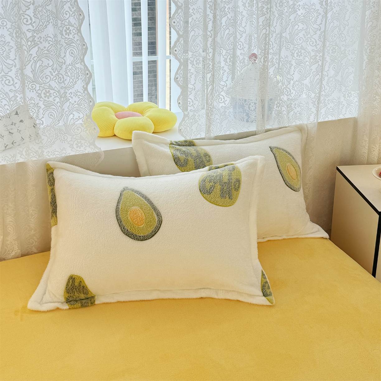 91家纺网 家纺一手货源 找家纺 曼町家居 2025新款雪花绒四件套 牛油果