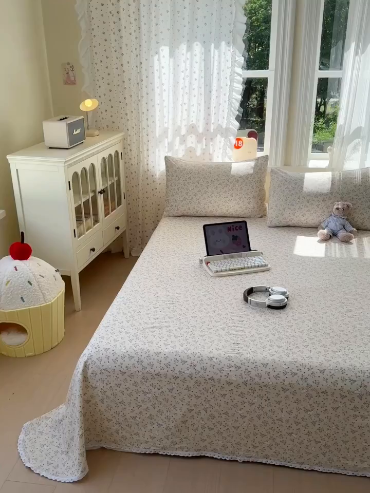 91家纺网 家纺一手货源 找家纺 沐芷 2025 A类双层纱花边床单单件 单人双人床单三件套 花园兔