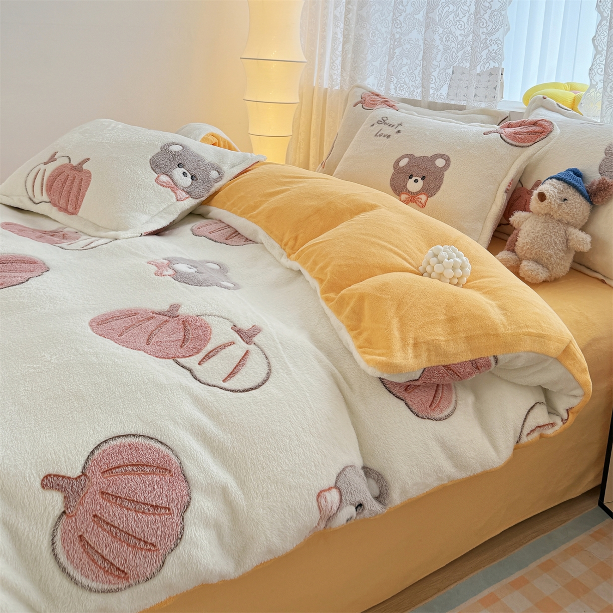 91家纺网 家纺一手货源 找家纺 曼町家居 2025新款雪花绒四件套 绅士派对