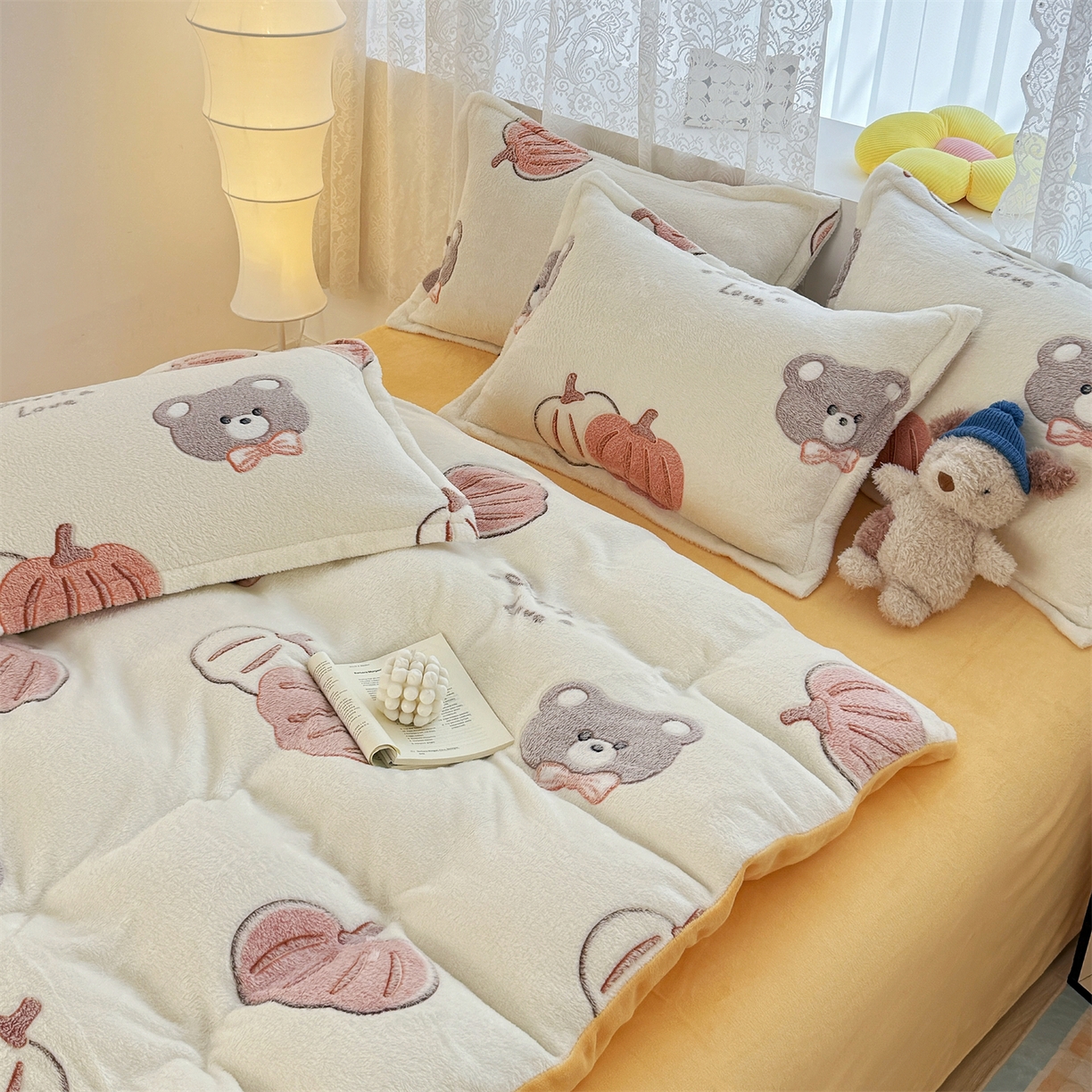 91家纺网 家纺一手货源 找家纺 曼町家居 2025新款雪花绒四件套 绅士派对