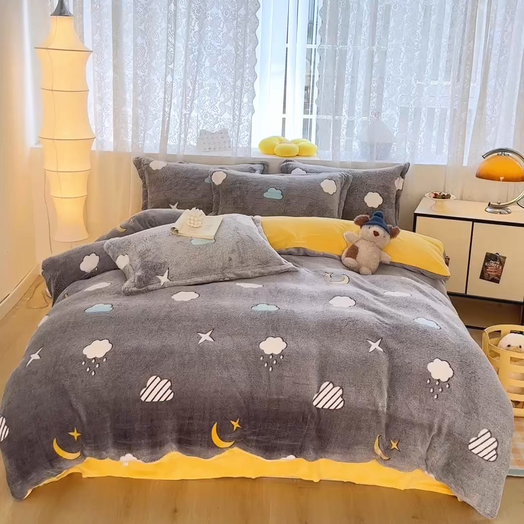 91家纺网 家纺一手货源 找家纺 曼町家居 2025新款雪花绒四件套 时空序曲