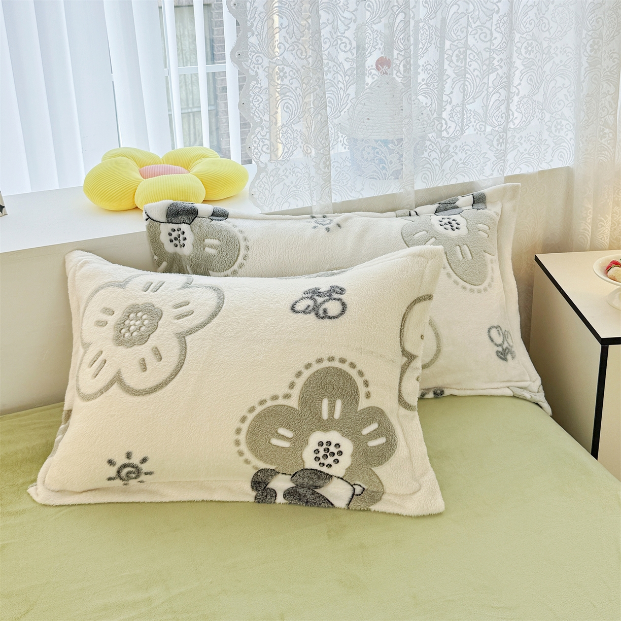 91家纺网 家纺一手货源 找家纺 曼町家居 2025新款雪花绒四件套 熊猫宝贝