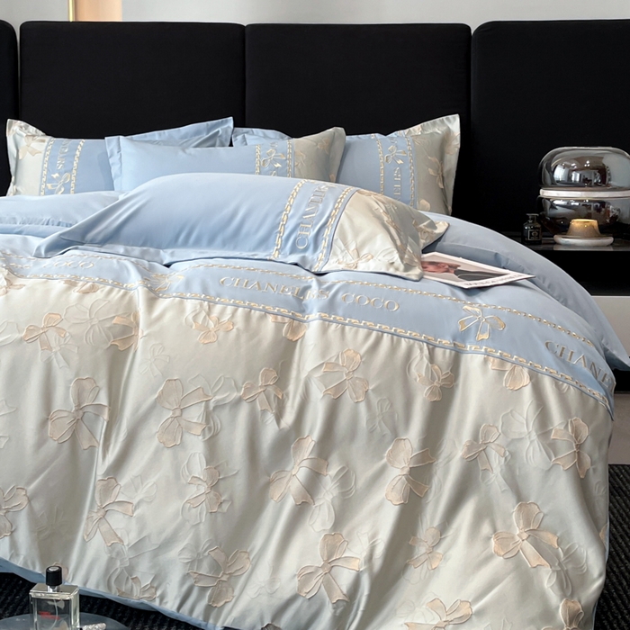 91家纺网 家纺一手货源 找家纺 千希家纺 2025新款彩金浮雕四件套-简奢系列 简奢-星月蓝