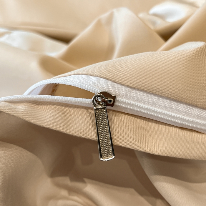 91家纺网 家纺一手货源 找家纺 千希家纺 2025新款彩金浮雕四件套-简奢系列 简奢-香槟金