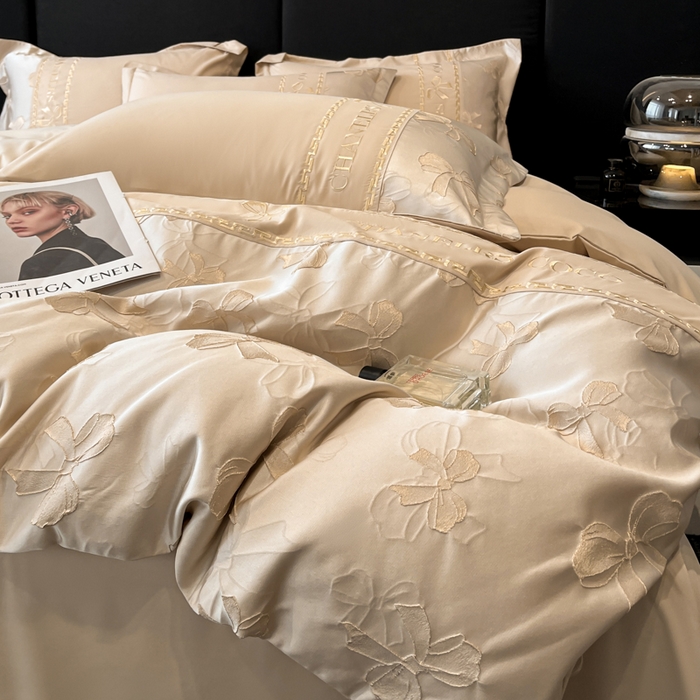 91家纺网 家纺一手货源 找家纺 千希家纺 2025新款彩金浮雕四件套-简奢系列 简奢-香槟金