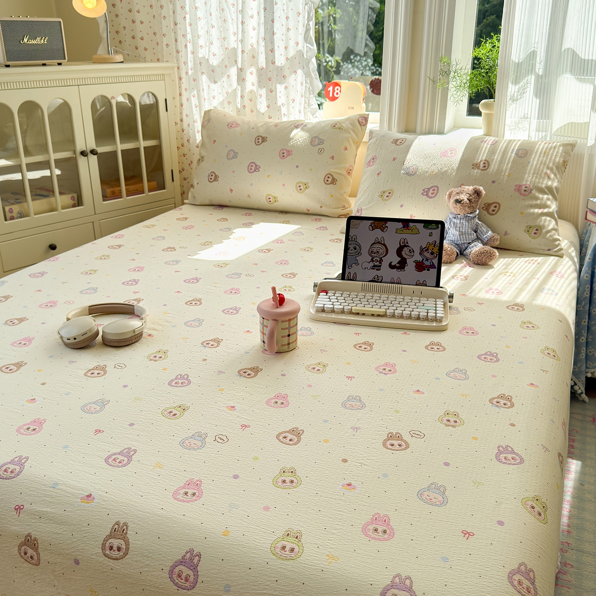 91家纺网 家纺一手货源 找家纺 沐芷 2025 A类双层纱花边床单单件 单人双人床单三件套 绒暖时光