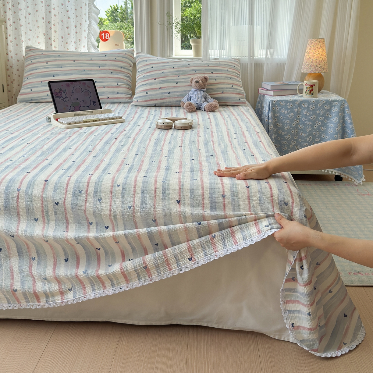 91家纺网 家纺一手货源 找家纺 沐芷 2025 A类双层纱花边床单单件 单人双人床单三件套 疏影之心