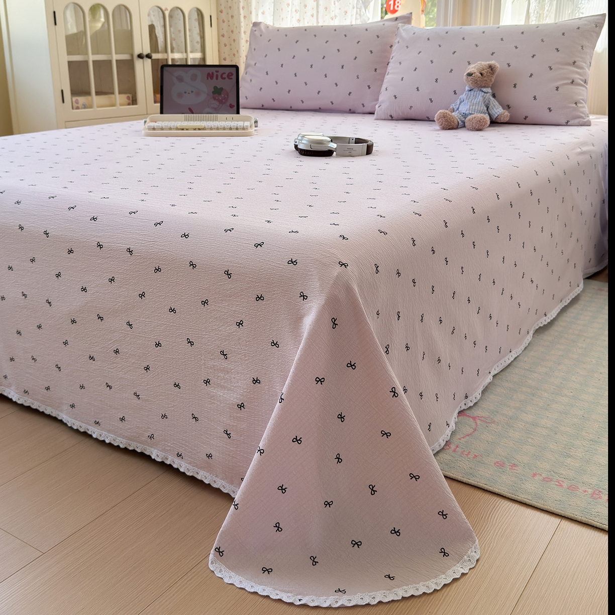 91家纺网 家纺一手货源 找家纺 沐芷 2025 A类双层纱花边床单单件 单人双人床单三件套 小紫情调