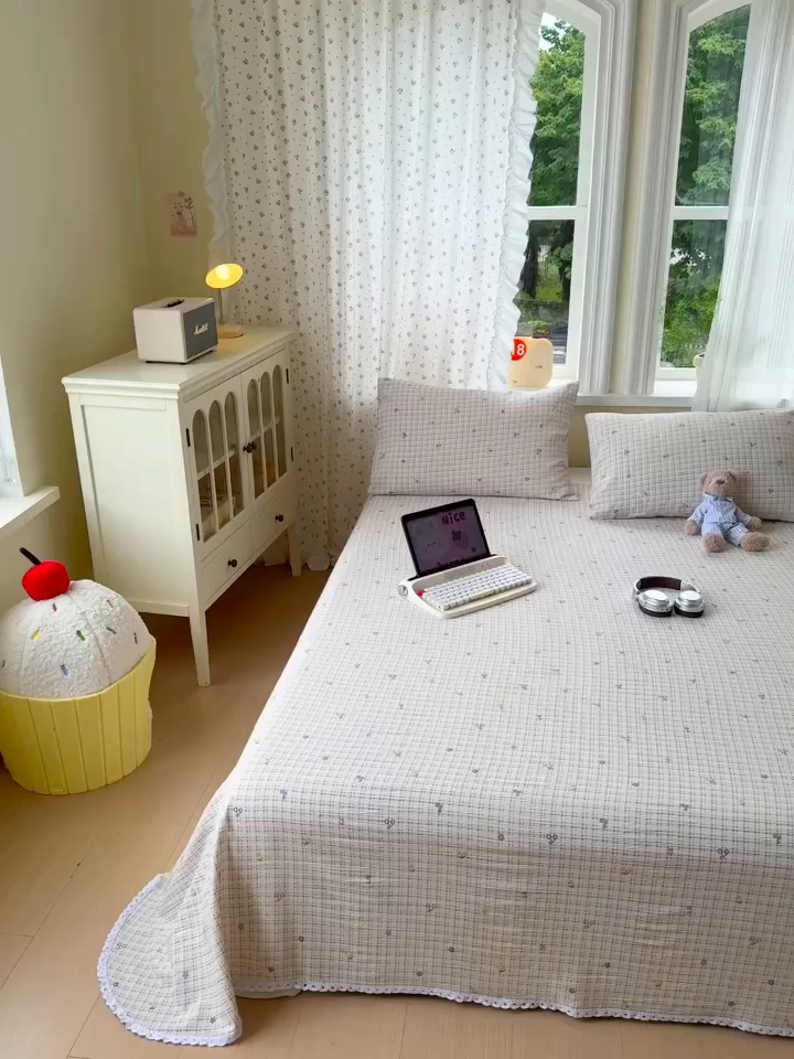 91家纺网 家纺一手货源 找家纺 沐芷 2025 A类双层纱花边床单单件 单人双人床单三件套 郁见