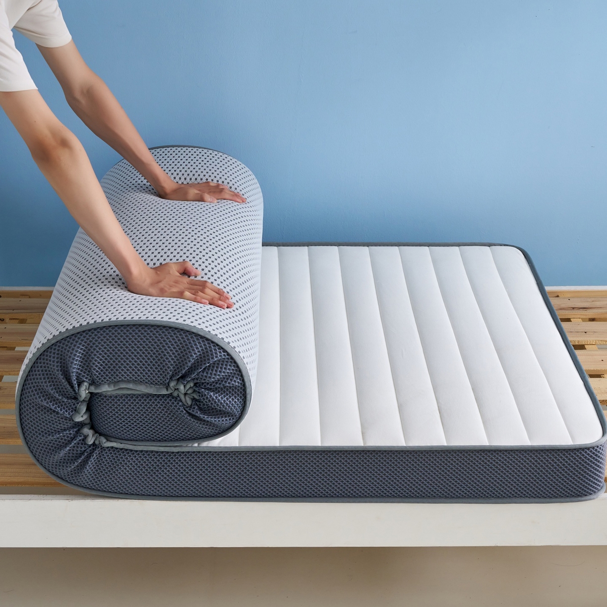 91家纺网 家纺一手货源 找家纺 奇丝雅 2025新款牛奶丝学生宿舍床专用加厚记忆棉海绵立体乳胶床垫【高密记忆棉】牛奶-白（6公分）