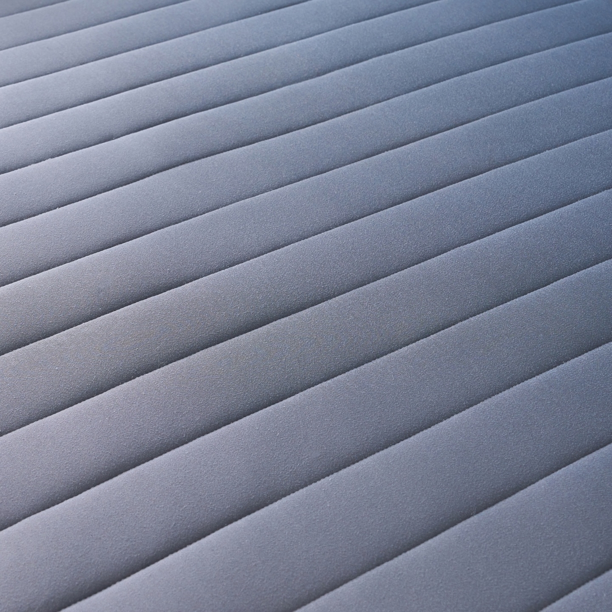 91家纺网 家纺一手货源 找家纺 奇丝雅 2025新款牛奶丝学生宿舍床专用加厚记忆棉海绵立体乳胶床垫【高密记忆棉】牛奶-灰（9公分）