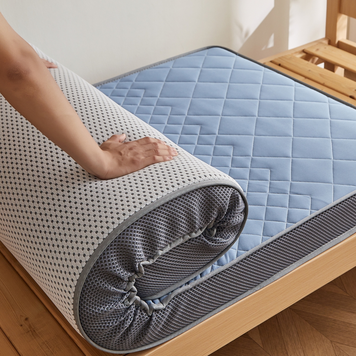 91家纺网 家纺一手货源 找家纺 奇丝雅 2025新款牛奶丝学生宿舍床上下铺专用加厚记忆棉海绵立体乳胶床垫【高密记忆棉】菱格-灰（6公分）