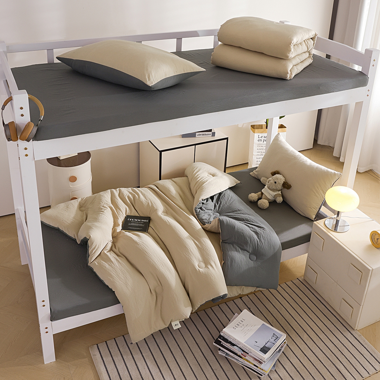 91家纺网 家纺一手货源 找家纺 益多眠 2026新款双拼云朵被被子被芯 双拼系列-奶茶+深灰