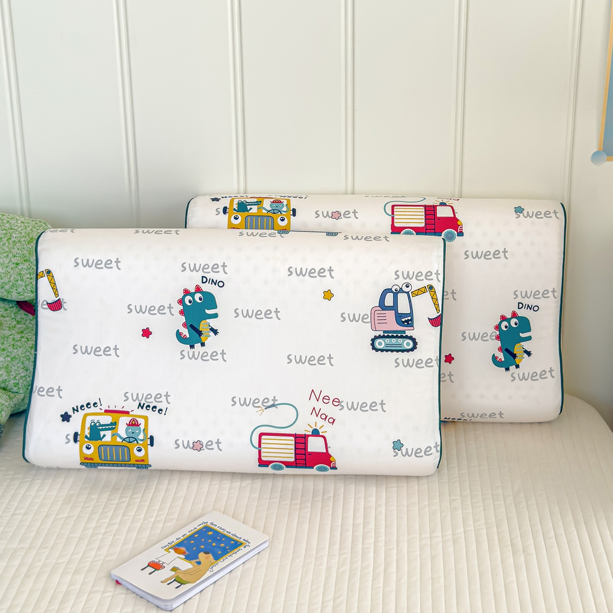 91家纺网 家纺一手货源 找家纺 良佐生活 2025新款A类60s全棉贡缎乳胶枕套 恐龙滴滴车