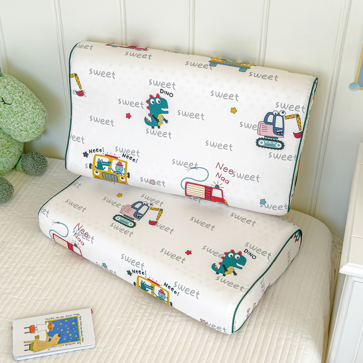 91家纺网 家纺一手货源 找家纺 良佐生活 2025新款A类60s全棉贡缎乳胶枕套 恐龙滴滴车