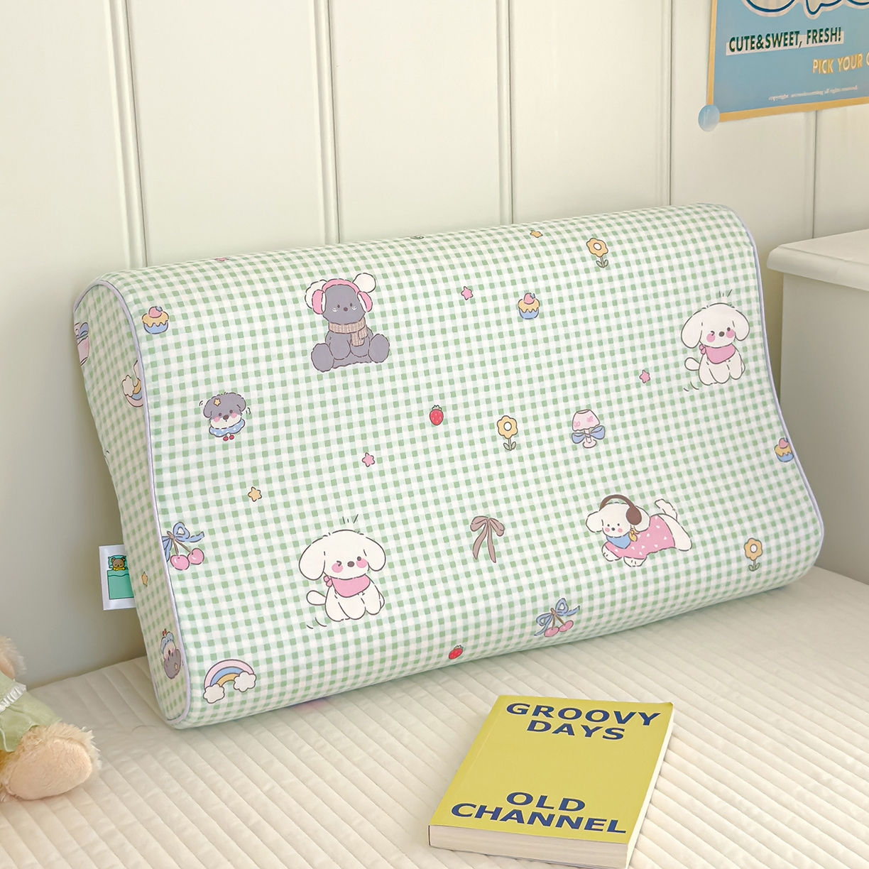 91家纺网 家纺一手货源 找家纺 良佐生活 2025新款A类60s全棉贡缎乳胶枕套 萌宠派对