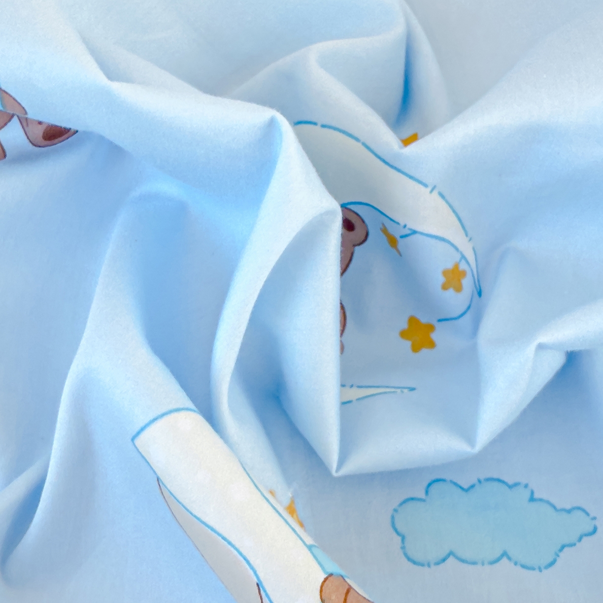 91家纺网 家纺一手货源 找家纺 良佐生活 2025新款A类60s全棉贡缎乳胶枕套 晚安熊宝