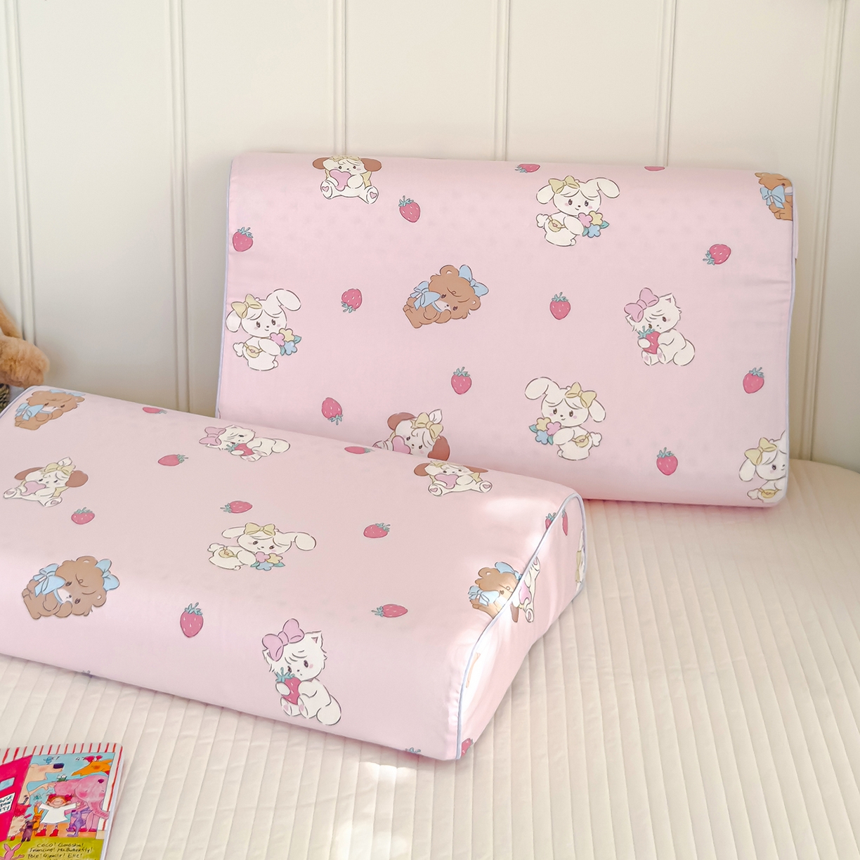 91家纺网 家纺一手货源 找家纺 良佐生活 2025新款A类60s全棉贡缎乳胶枕套 凯蒂小猫