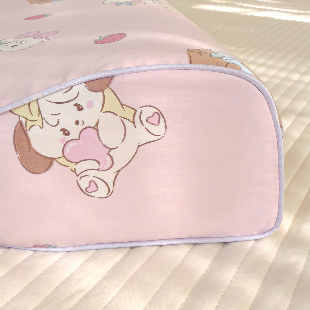 91家纺网 家纺一手货源 找家纺 良佐生活 2025新款A类60s全棉贡缎乳胶枕套 凯蒂小猫