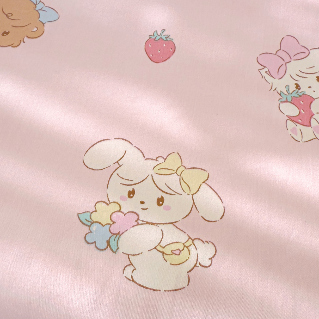 91家纺网 家纺一手货源 找家纺 良佐生活 2025新款A类60s全棉贡缎乳胶枕套 凯蒂小猫