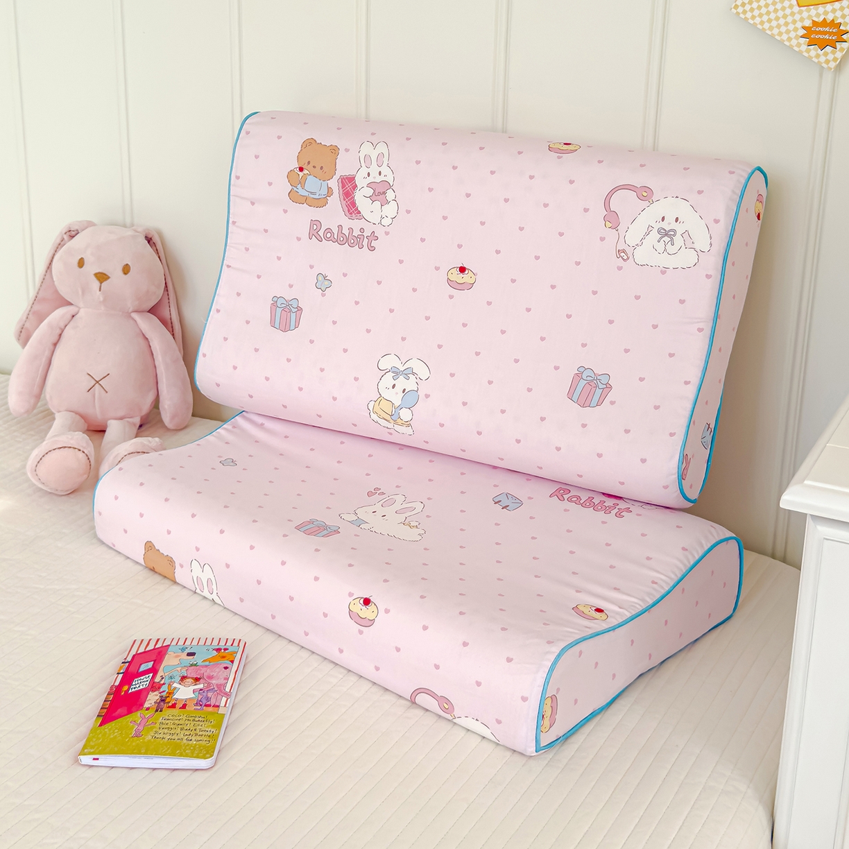 91家纺网 家纺一手货源 找家纺 良佐生活 2025新款A类60s全棉贡缎乳胶枕套 甜蜜派