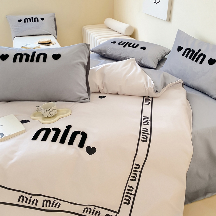 91家纺网 家纺一手货源 找家纺 麦田家纺 2025秋冬新款加厚磨毛大版毛巾绣四件套-提供买家秀 点点爱心