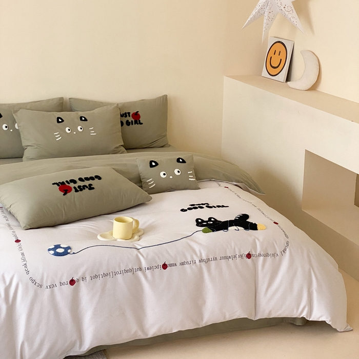 91家纺网 家纺一手货源 找家纺 麦田家纺 2025秋冬新款加厚磨毛大版毛巾绣四件套-提供买家秀 线团小猫