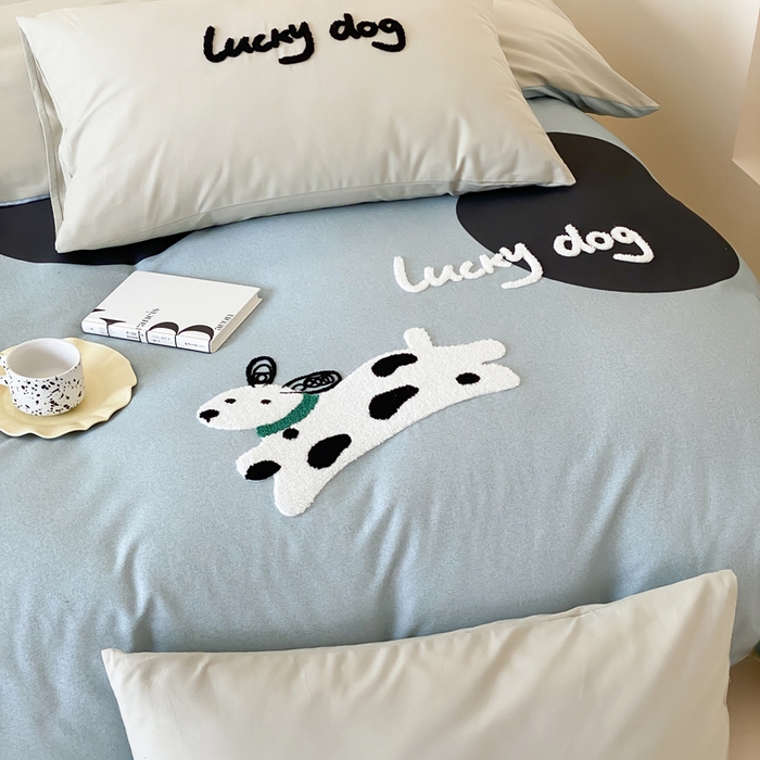 91家纺网 家纺一手货源 找家纺 麦田家纺 2025秋冬新款加厚磨毛大版毛巾绣四件套-提供买家秀 幸运小斑