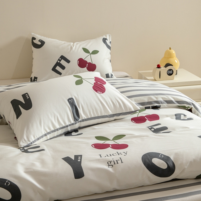 91家纺网 家纺一手货源 找家纺 麦田家纺 2025新款40支13372全棉独版印花吊边床单款四件套（提供买家秀）普通款 樱桃