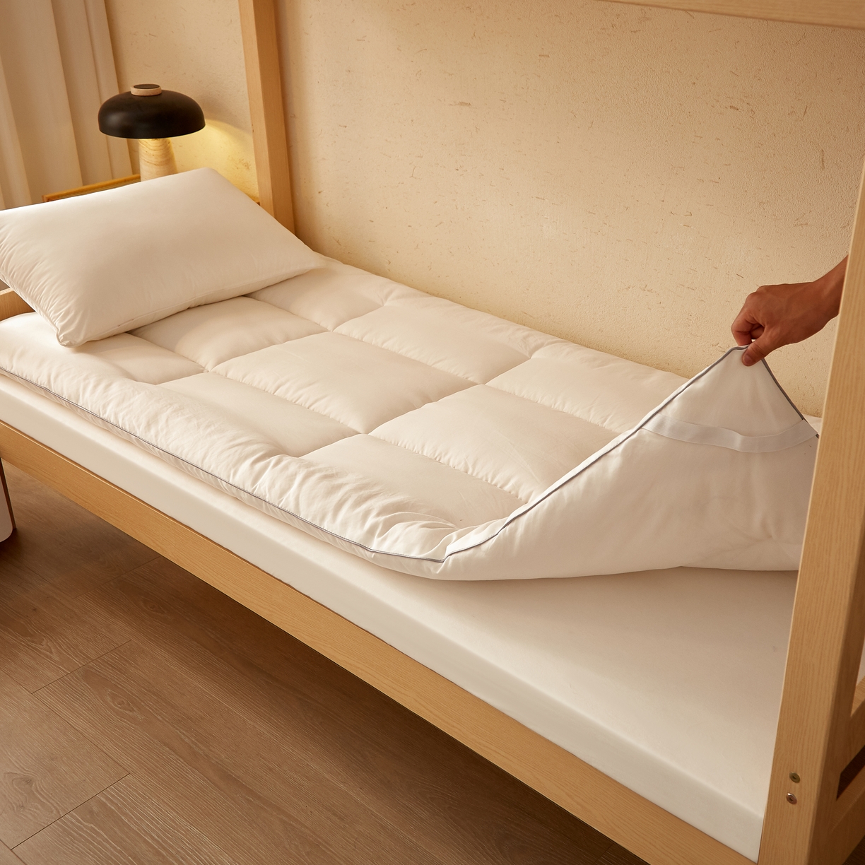 91家纺网 家纺一手货源 找家纺 样样红 2025新款50%棉花床垫 白色