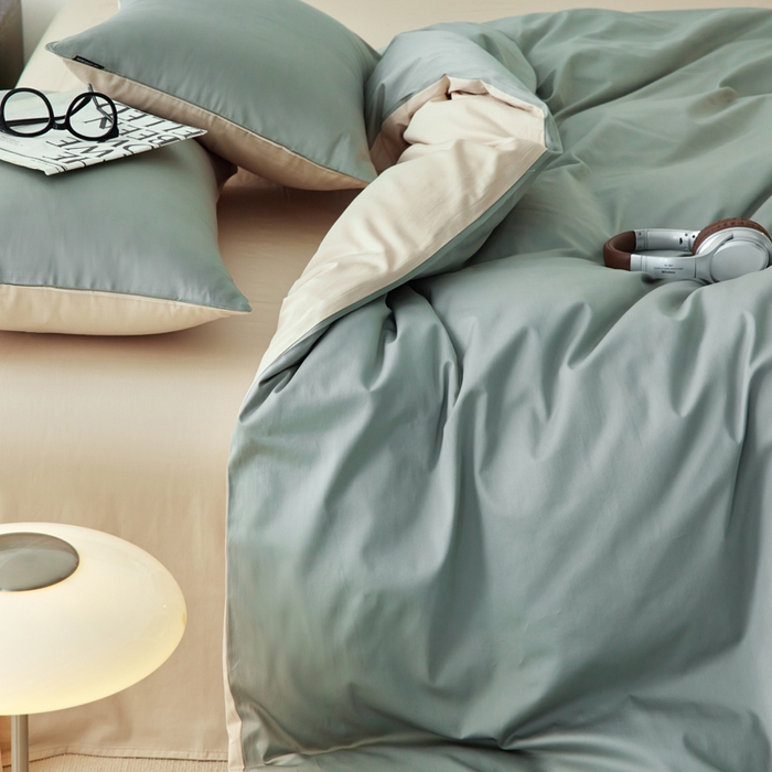 91家纺网 家纺一手货源 找家纺 麦田家纺 2025新款100S长绒棉贡缎纯色四件套（提供买家秀） 水绿-棕色