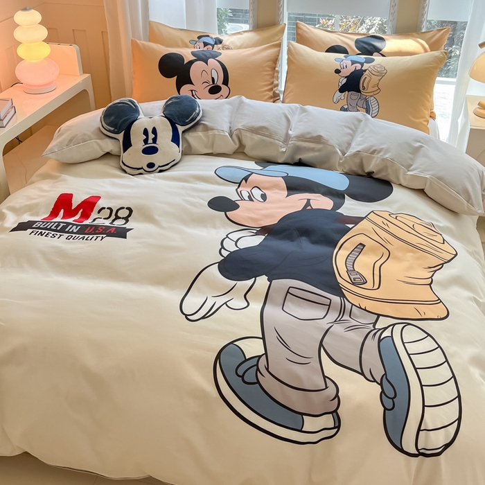 91家纺网 家纺一手货源 找家纺 麦田家纺 2025新款全棉迪士尼大板印花卡通四件套 探险家