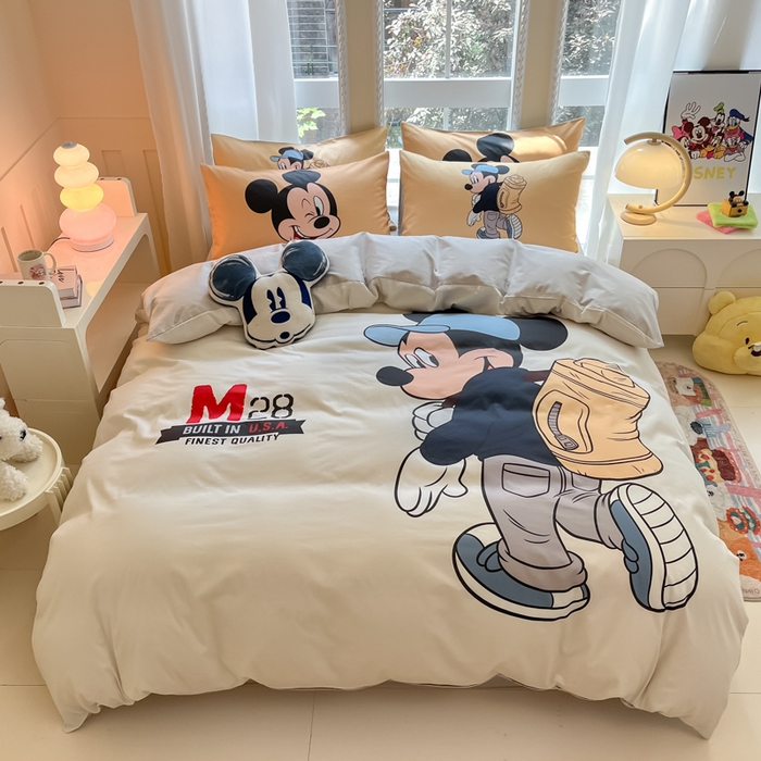 91家纺网 家纺一手货源 找家纺 麦田家纺 2025新款全棉迪士尼大板印花卡通四件套 探险家