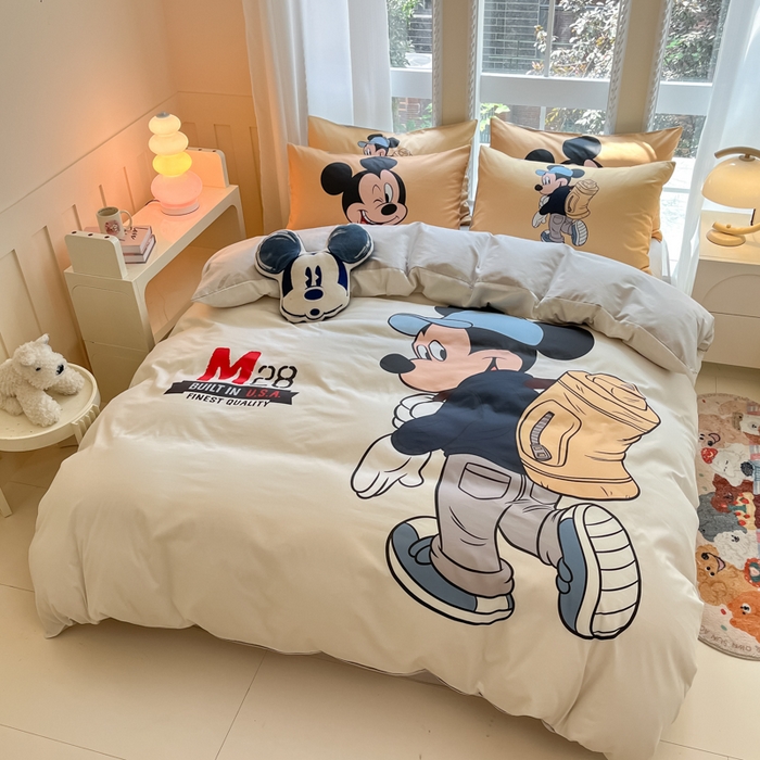 91家纺网 家纺一手货源 找家纺 麦田家纺 2025新款全棉迪士尼大板印花卡通四件套 探险家